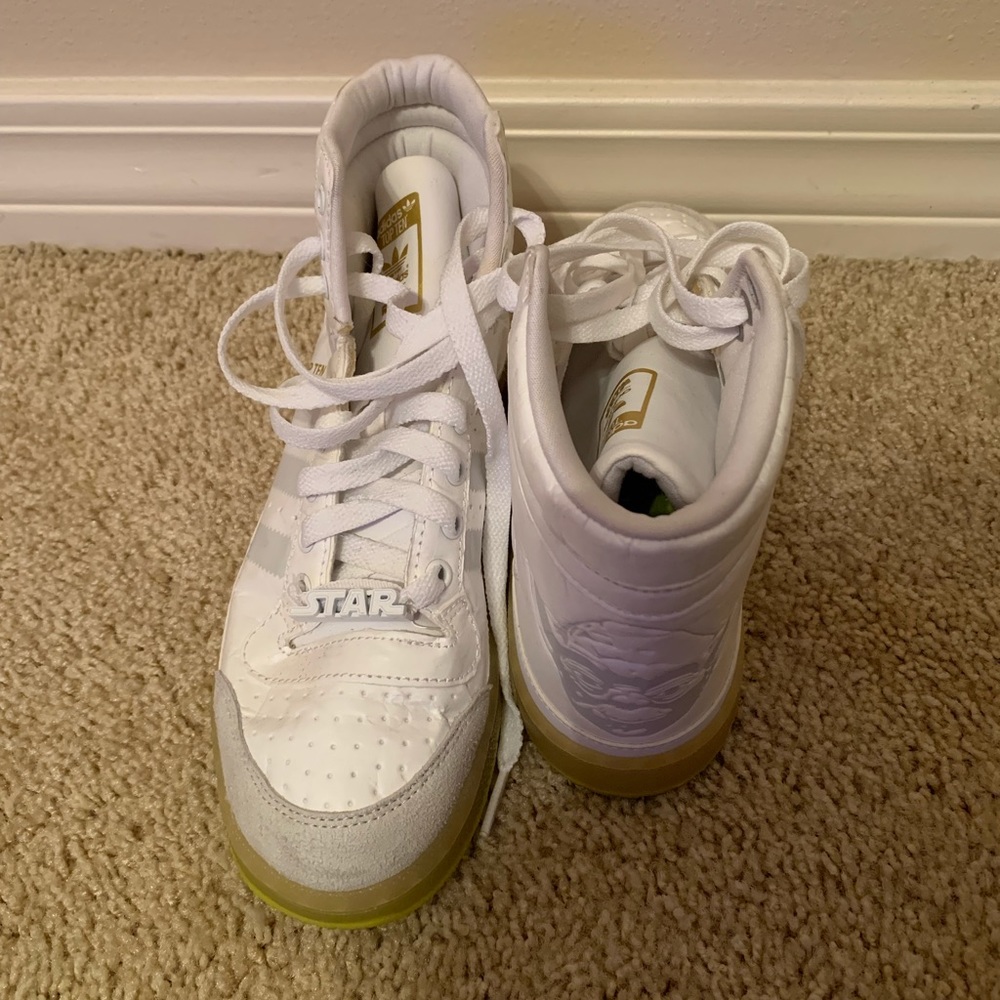 Adidas Top 10 Hi Yoda Star Wars Size: 3.5